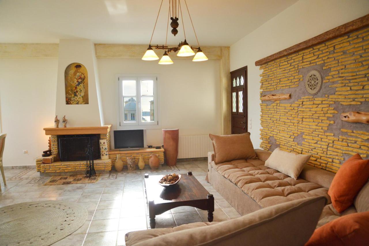Villa De Viento Trypiti Bagian luar foto
