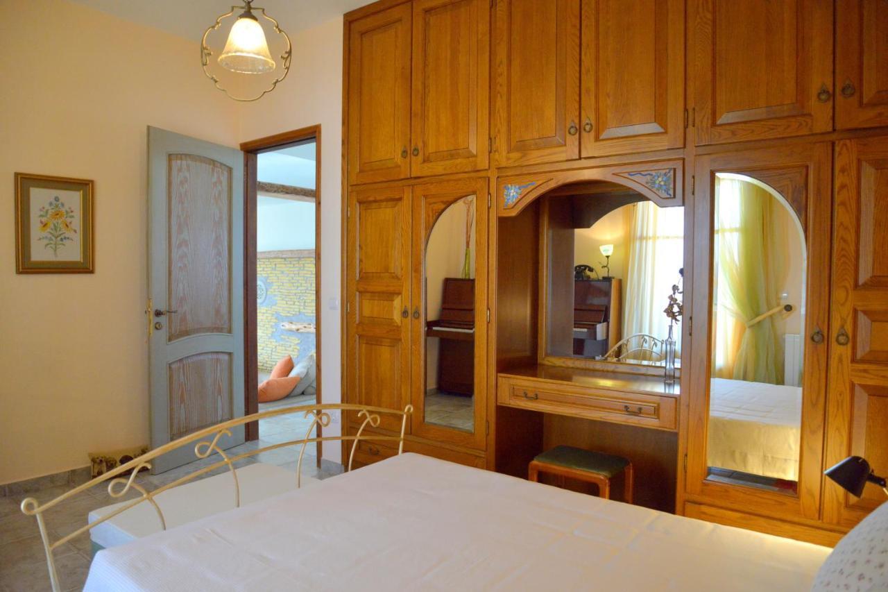Villa De Viento Trypiti Bagian luar foto