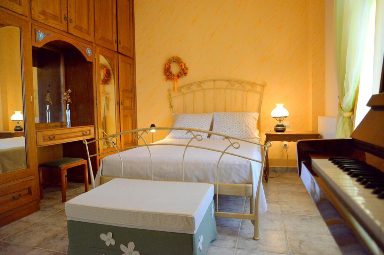 Villa De Viento Trypiti Bagian luar foto